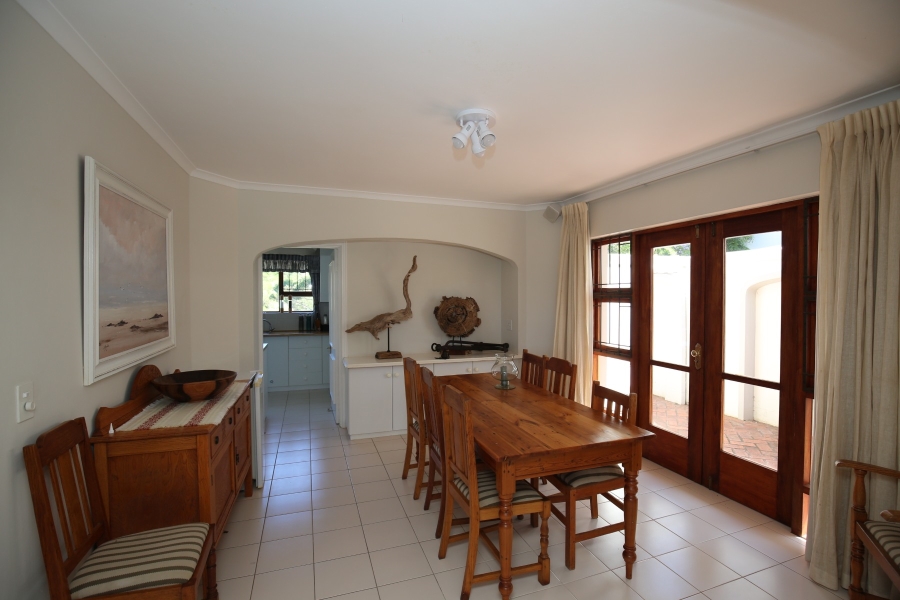 4 Bedroom Property for Sale in Bowtie Western Cape